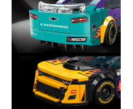 LEGO Speed Champions 76935 NASCAR® Next Gen Chevrolet Camaro ZL1 - 1266187 - zdjęcie 9